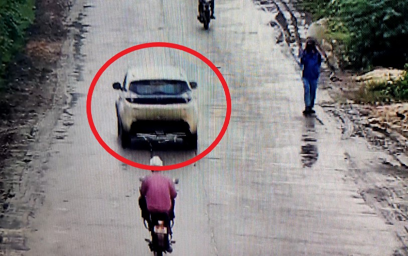 चलती कार से युवती को फेंकने का CCTV फुटेज आया सामने, वीडियो देखकर दहल जाएगा दिल