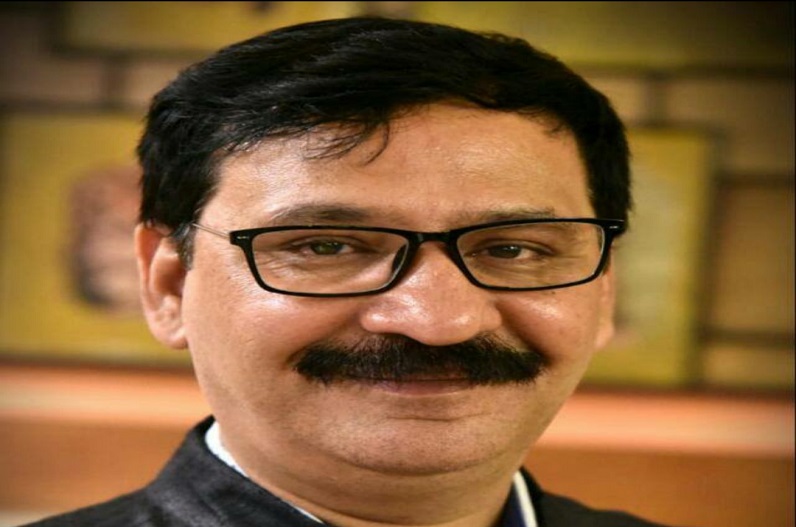 कम्युनिकेशन सेक्टर में है ‘टी शेप्ड’ लोगों की जरूरत : प्रो. संजय द्विवेदी