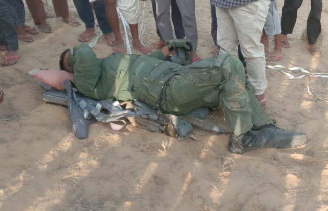 राजस्थानः ट्रेनिंग के दौरान बाड़मेर में मिग-21 दुर्घटनाग्रस्त, पायलट सुरक्षित