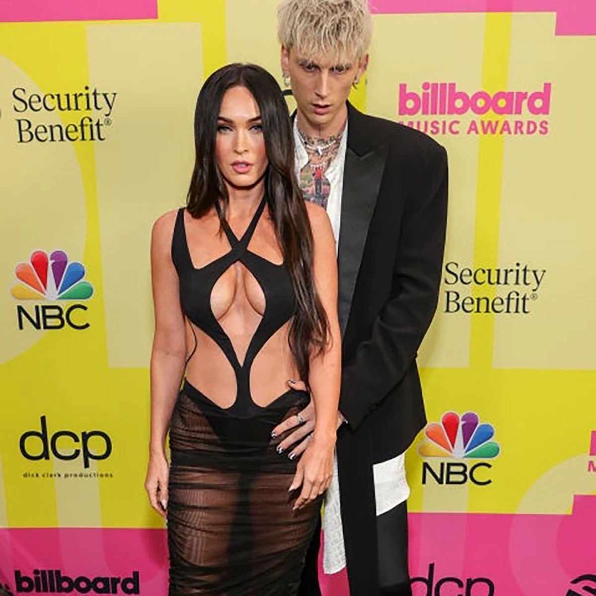 met gala 2021 billie eilish मेट गाला 2021 इवेंट में जस्टिन बीबर पत्नी के साथ पहुंचे वहीं किम कुछ ऐसा पहनकर आईं कि सभी हैरान रह गए।