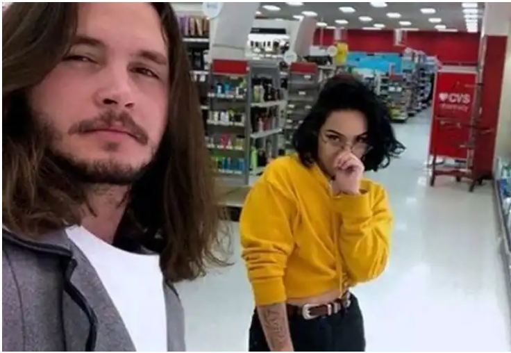 खौफनाक! पहले गर्लफ्रेंड के साथ संबंध बनाया, फिर सिर ​फोड़ जिंदा सूटकेस में किया बंद, पहाड़ी से नीचे फेंका.. दर्दनाक मौत