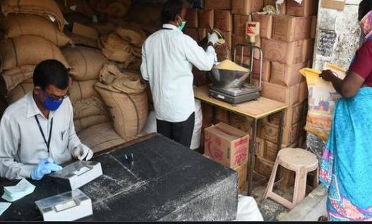 बड़ी खबर! PDS की सरकारी दुकानों से राशन लेने के नियमों में होगा बदलाव, जानिए अब किसे मिलेगा राशन