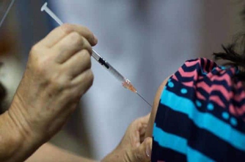 देश में अब तक दी गई कोरोना वैक्सीन की 95.82 करोड़ खुराक, स्वास्थ्य मंत्रालय ने दी जानकारी