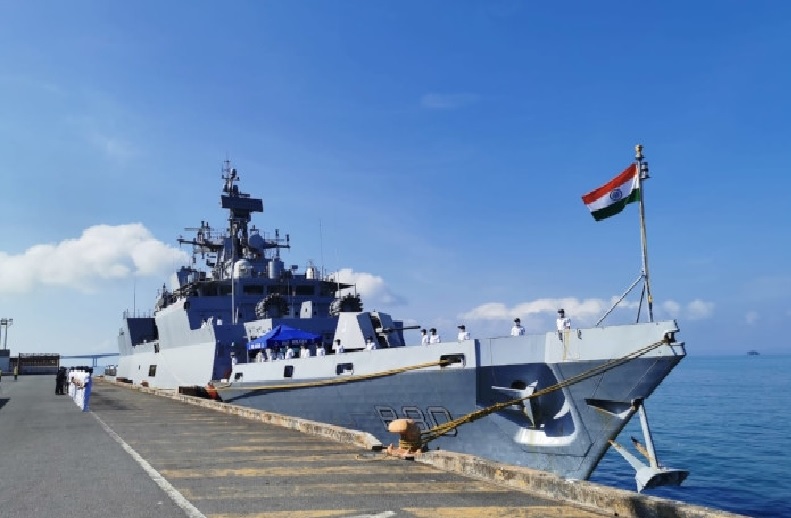 INDIAN NAVY BHARTI 2021: नौसेना में 300 पदों पर भर्ती.. 10वीं पास के लिए गोल्डन चांस.. वेतनमान और आवेदन से जुड़ी जानकारी.. देखिए