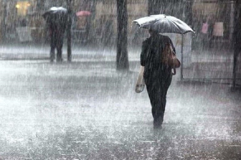 प्रदेश के 11 जिलों में अगले 24 घंटे के भीतर हो सकती है भारी बारिश, मौसम विभाग ने जारी किया येलो अलर्ट