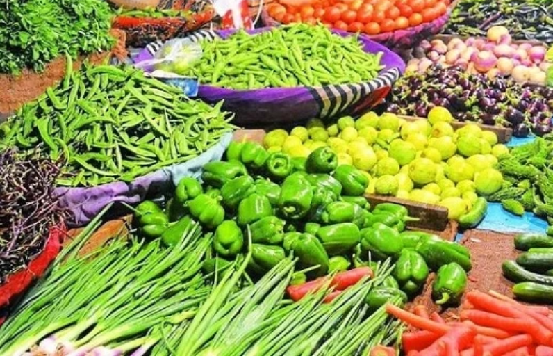 इस देश में आसमान छू रहे सब्जियों के दाम, चुनौती से निपटने के लिए मांग रहे भारत से मदद