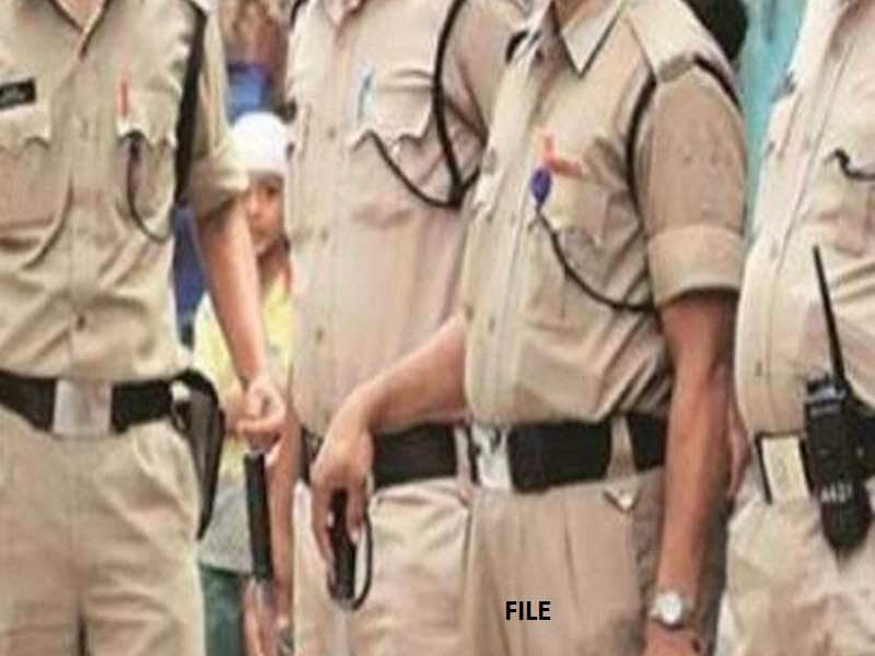 पुलिस भर्ती परीक्षा में बड़ा फर्जीवाड़ा, STF ने गिरोह के तीन आरोपियों को दबोचा
