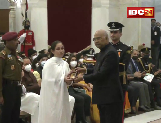 LIVE Breaking News Update 22 November: राष्ट्रपति कोविंद ने भारत के शहीद वीरों को मरणोपरांत शौर्य चक्र से किया सम्मान