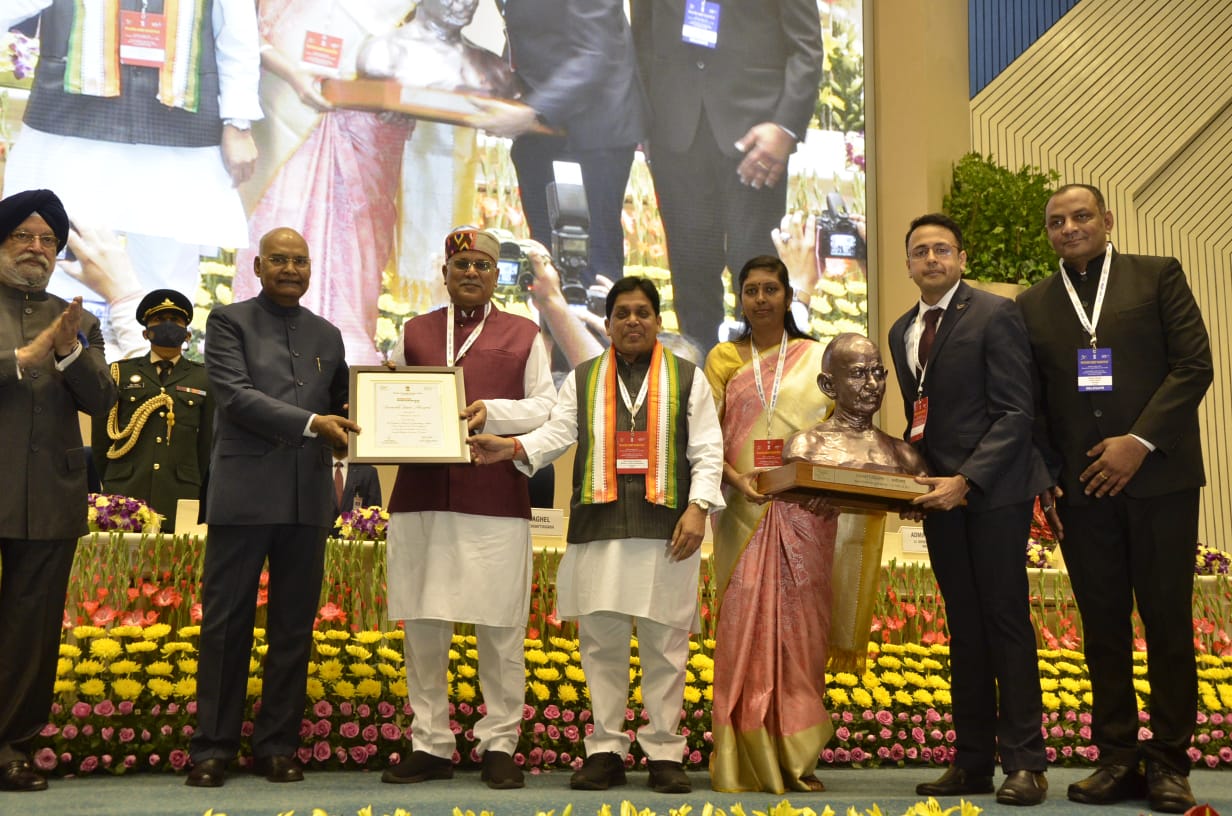 Swachh Survekshan Awards 2021: लगातार तीसरे साल ‘सबसे स्वच्छ’ रहा छत्तीसगढ़, CM भूपेश बघेल को मिला स्वच्छता अवार्ड,  देखें तस्वीरें