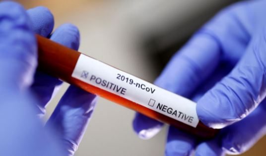 स्कूल-कॉलेज में कोरोना विस्फोट, 112 छात्र मिले पॉजिटिव, ओमिक्रॉन की दहशत के बीच संक्रमण में तेजी