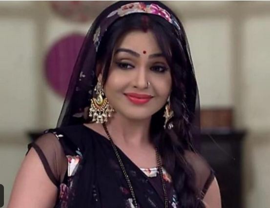 बेहद स्टाइलिश है ‘भाभी जी घर पर हैं’ फेम ‘अंगूरी भाभी’ की रियल लाइफ, देखें शुभांगी अत्रे की खास तस्वीरें