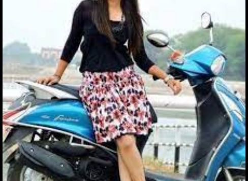 45 साल की उम्र में शख्स के शरीर में आया बदलाव, सेक्स चेंज करवाकर बन गया लड़की, पत्नी ने लिया तलाक