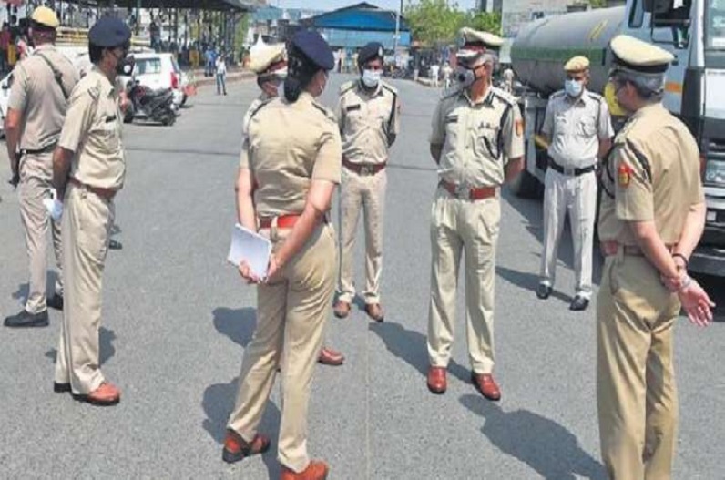 देश की राजधानी में 15 दिनों में 2500 से ज्यादा पुलिसकर्मी कोरोना पॉजिटिव : 2500 policeman corona infected in delhi