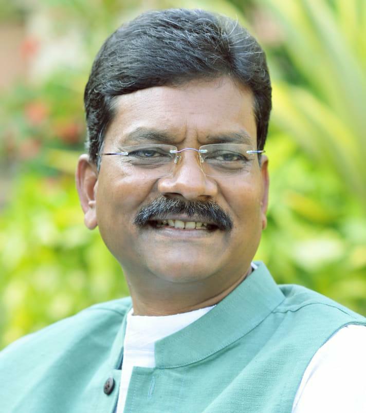 विधानसभा अध्यक्ष डॉ चरणदास महंत ने महात्मा गाँधी की पुण्यतिथि-बलिदान दिवस पर किया नमन, बोले- पूरे विश्व में शांति और अहिंसा के प्रतीक