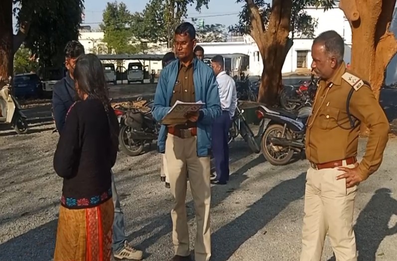 8 साल के मासूम बच्चे के साथ ऐसी हरकतें करते थे बुआ-फूफा, मकान मालिक ने शिकायत कर खोली करतूतों का राज