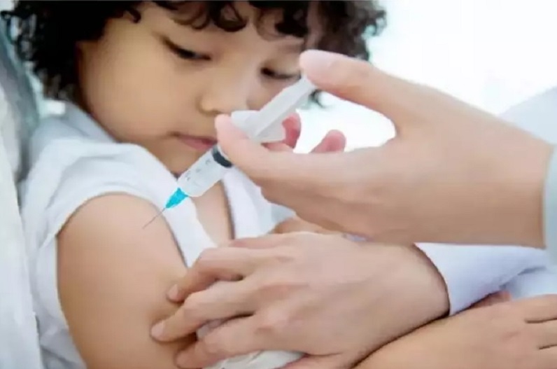 6 माह से 5 साल तक के बच्चों को लगेंगे फाइजर के दो टीके.. यहां आपातकालीन उपयोग के लिए आवेदन के निर्देश