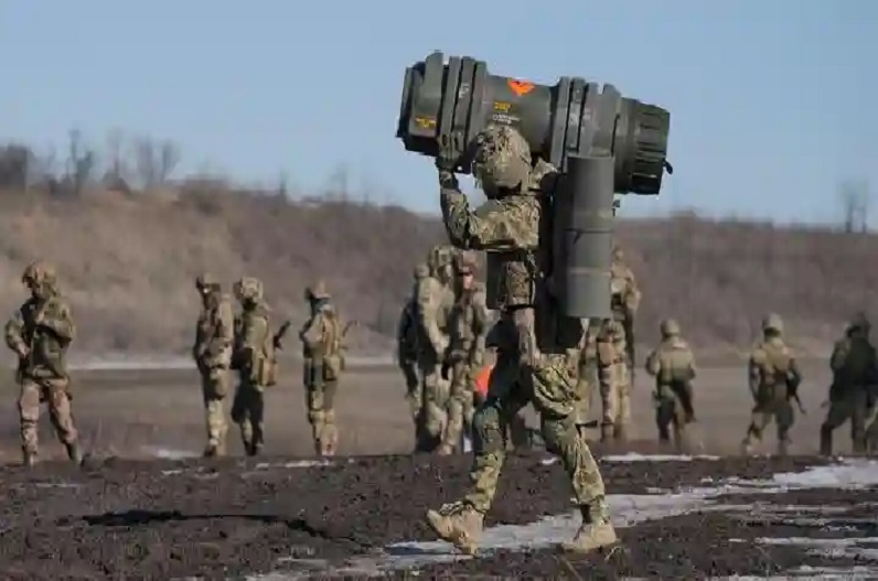 यूक्रेन-रूस के बीच अब होगा महायुद्ध! राष्ट्रपति बाइडन ने अतिरिक्त सैनिकों की तैनाती की घोषणा की