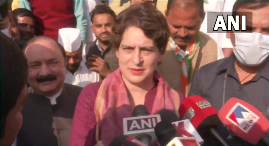LIVE Breaking News Update 19th February 2022 :आप चुनाव कब लड़ेंगी? सवाल के जवाब में प्रियंका गांधी बोलीं- हर चीज का समय होता है