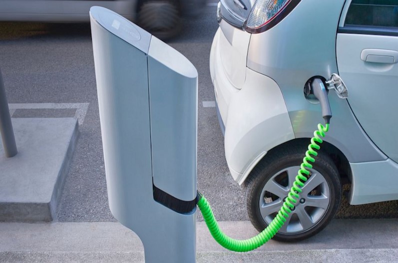 Huawei's hybrid car charger