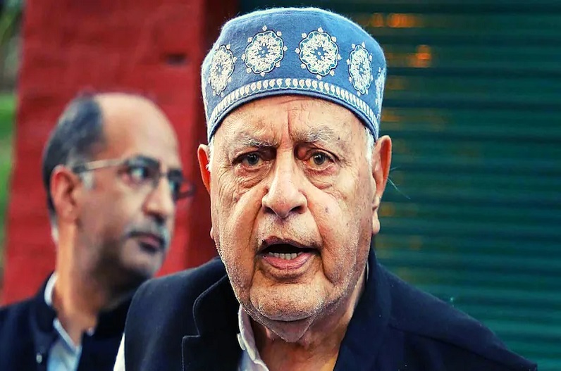 ‘मुझे कहीं पर भी फांसी पर चढ़ा दो…अगर मैं जिम्मेदार हूं’ The Kashmir Files पर फारूक अब्दुल्ला का बड़ा बयान