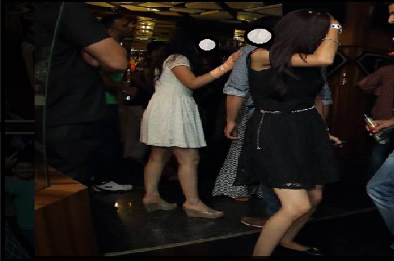 बार में छापेमारी, 27 गिरफ्तार, अश्लील डांस के साथ चल रही थी अवैध गतिविधियां.. 12 महिलाओं को छुड़ाया गया