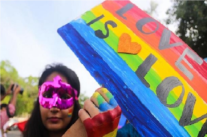 सुपीरियर कोर्ट की दूसरी समलैंगिक जज बनी एंडी, गवर्नर ने किया नियुक्त