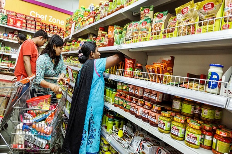 रूस-यूक्रेन युद्ध का असर, भारत में बढ़ गए खाने-पीने के सामानों के दाम, महंगाई दर में उछाल