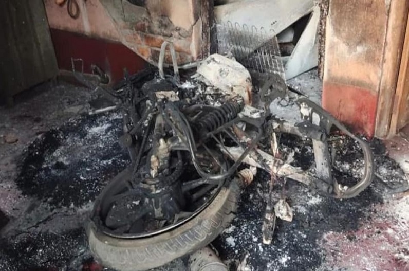 TMC नेता की हत्या के बाद बीरभूम में भड़की हिंसा ने मकानों में लगाई आग, 8 लोग जिंदा जले, इलाके में तनाव