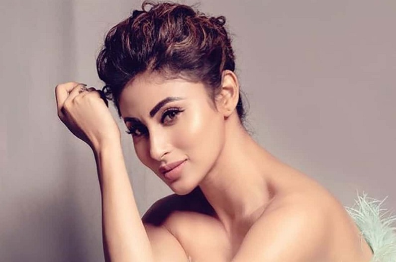 Mouni Roy wreaked havoc in a black shimmery gown