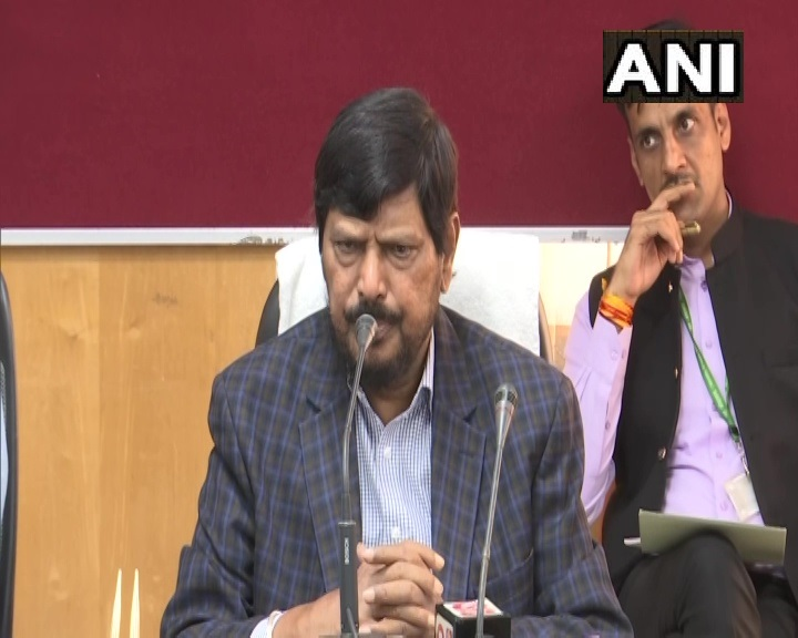LIVE Breaking News Update 22 April 2022 : केंद्रीय मंत्री रामदास अठावले ने कहा- CM योगी से मिलकर हम दलितों की समस्या को हल करने की कोशिश करेंगे
