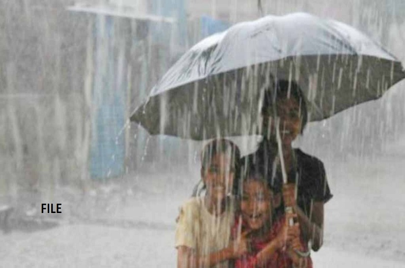 Weather Alert : प्रदेश में आज भी अंधड़ के साथ बारिश के आसार, सुकमा में एक छात्रा की मौत