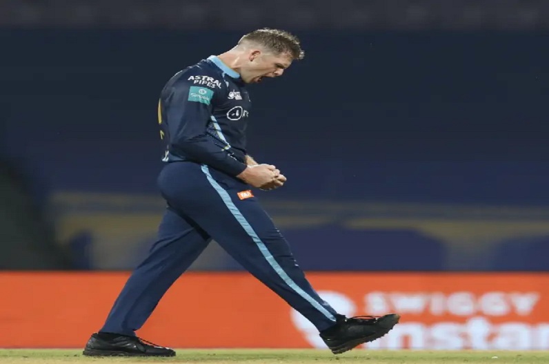 IPL 2022 : लॉकी फर्ग्यूसन ने फेंकी आईपीएल इतिहास की सबसे तेज गेंद, तोड़ा उमरान मलिक का रिकॉर्ड