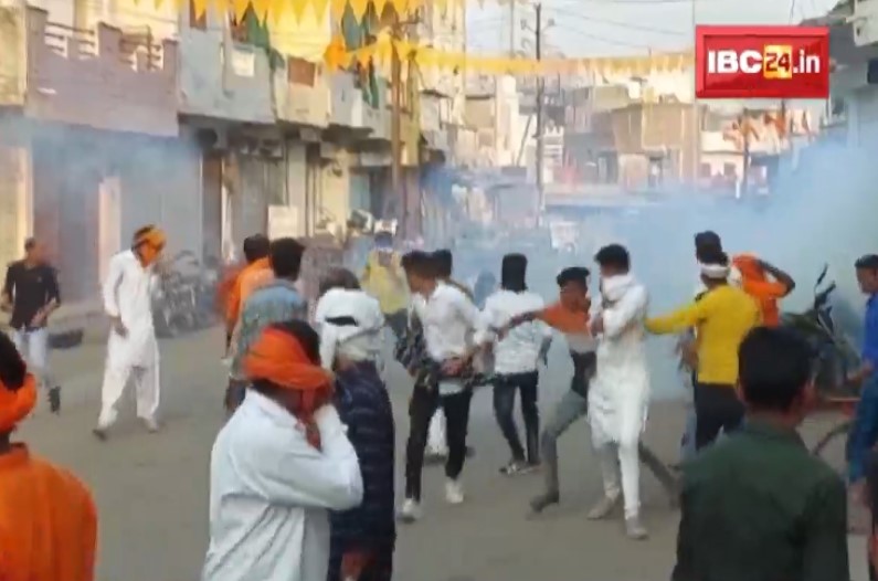 Riot in Jharkhand due to Insult Religious Flag