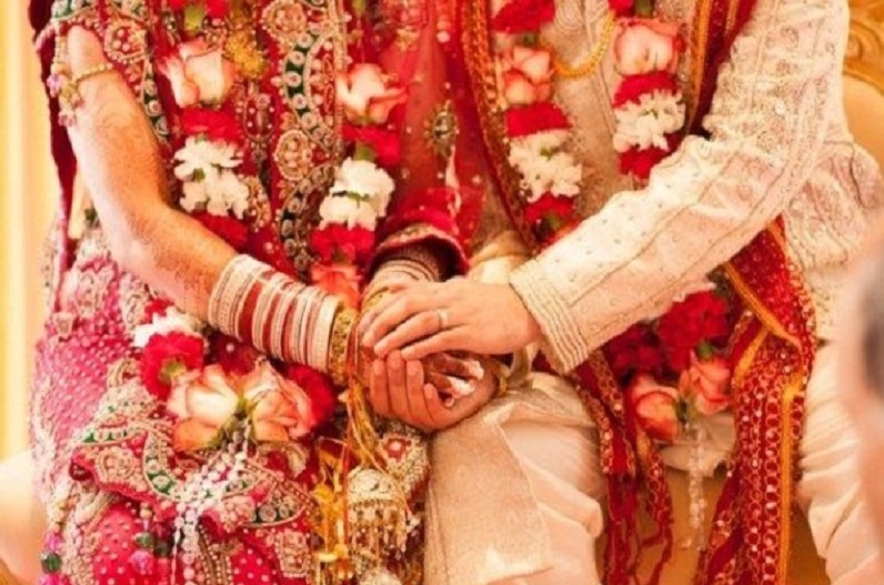 हिंदू लड़के और मुस्लिम लड़की को शादी से पहले कोर्ट में देना पड़ा शपथ पत्र, जाने क्या है मामला