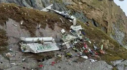 नेपाल विमान हादसा : दुर्घटनास्थल से 14 शव बरामद, विमान में चार भारतीय दो जर्मन और 13 नेपाली नागरिक
