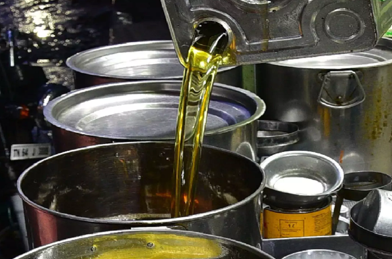 Edible oil became cheaper Rs 50 :