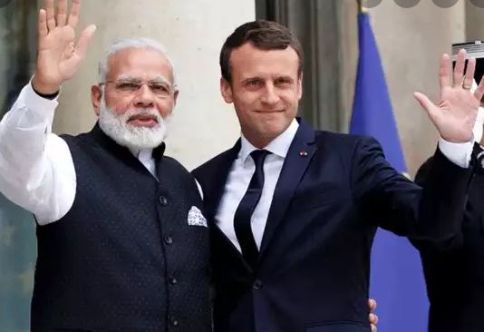 PM Modi meets French President Macron