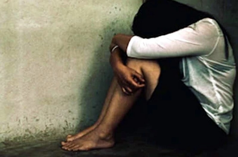 JNU में महिला का यौन उत्पीड़न, गंदे तरीके से छुआ और पीछे से जबरन पकड़ा