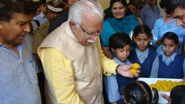 Sarkari Yojana 2022 : Haryana Ladli Yojana, जानिए कैसे उठा सकते हैं इसका लाभ