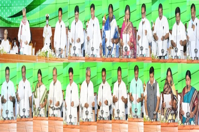 21 MLA Takes sworn in as ministers