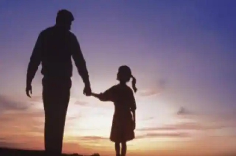 Fathers day : बच्चों पर प्यार लुटाना चाहते हैं, तो जान लें ये पांच तरीके, दौड़े चले आएंगे मासूम