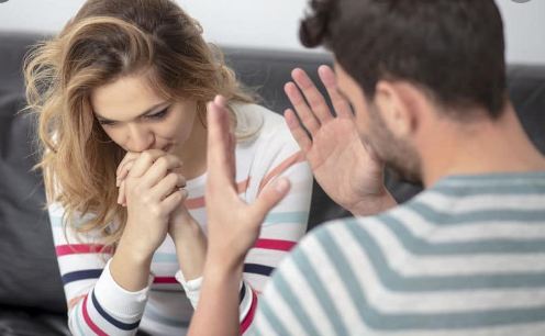 If girlfriend is angry never say these 5 things