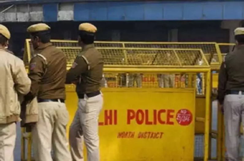 राजधानी के इस कॉलेज में दो गुटों में झड़प, जमकर चले लात-घूंसे, कई घायल, जानें क्या है पूरा मामला