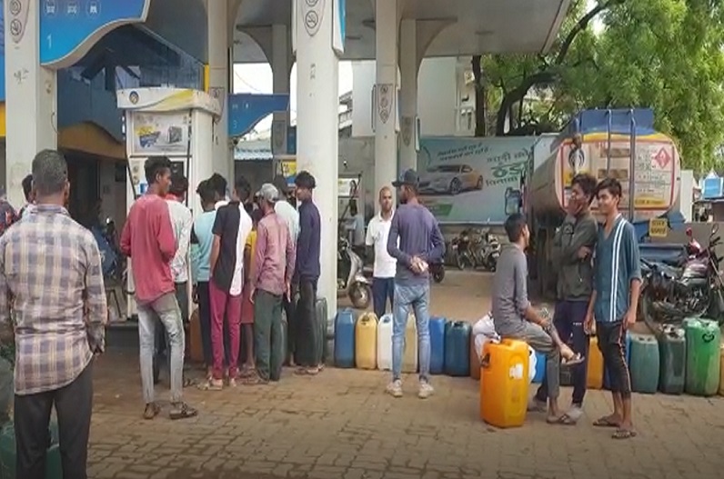 Petrol and diesel crisis in Chhattisgarh