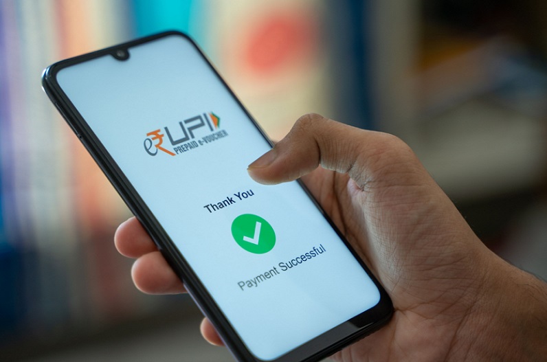 अब Google Pay, PhonePe से पैसे ट्रांसफर करने पर कटेगी जेब! RBI कर रही है UPI बेस्ड ट्रांजेक्शन पर चार्ज लगाने की तैयारी