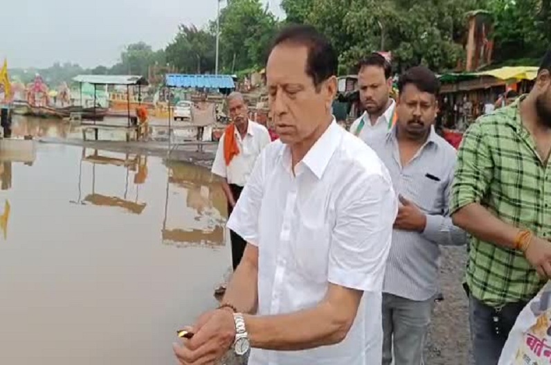 मतों की गिनती शुरू, दोनों पार्टियों के महापौर प्रत्याशियों की अटकी सांसें, किसकी होगी जीत..?
