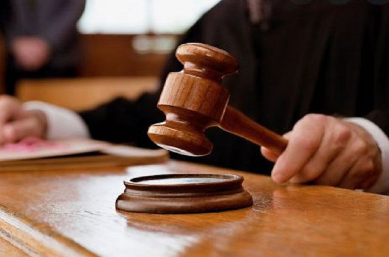 ‘चुनाव के समय मुफ्त समान देने का वादा करने वाले दलों की रद्द होगी मान्यता ? सुप्रीम कोर्ट ने केंद्र से मांगा जवाब