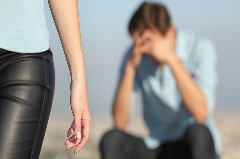 आपके हर बातों को नकार देते हैं लोग? हो सकते हैं ये 4 कारण, अभी से कर लें सुधार वरना…