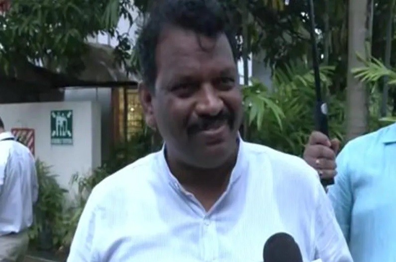 गोवा : विधायकों को दलबदल के लिए इतने करोड़ रुपए की पेशकश…कांग्रेस नेता का सनसनीखेज दावा