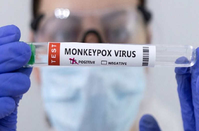 यहां Monkeypox से पहली मौत, अब तक चार हजार से ज्यादा मामले, मचा हड़कंप